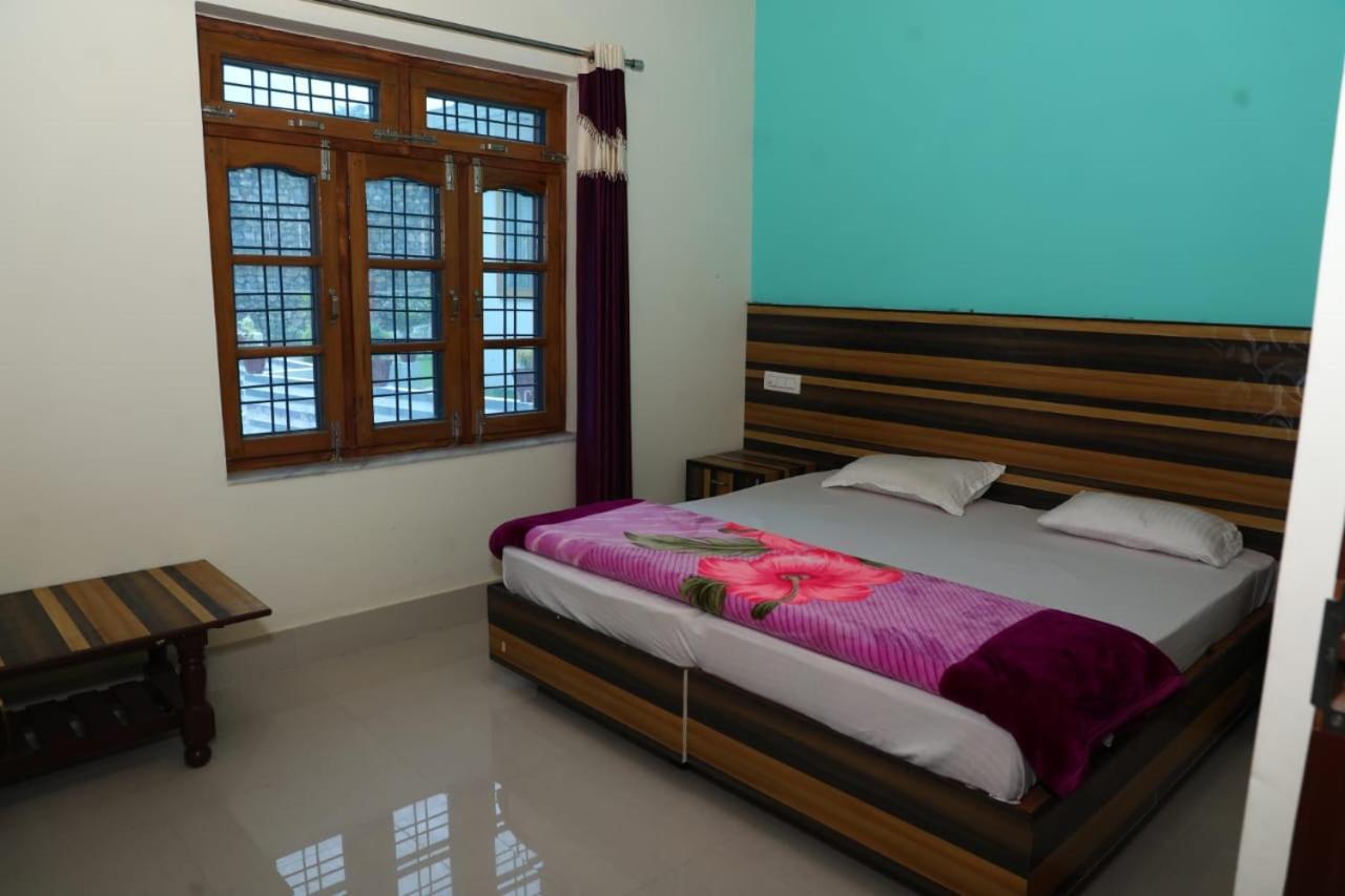 Nature Villa Rishīkesh Habitación foto